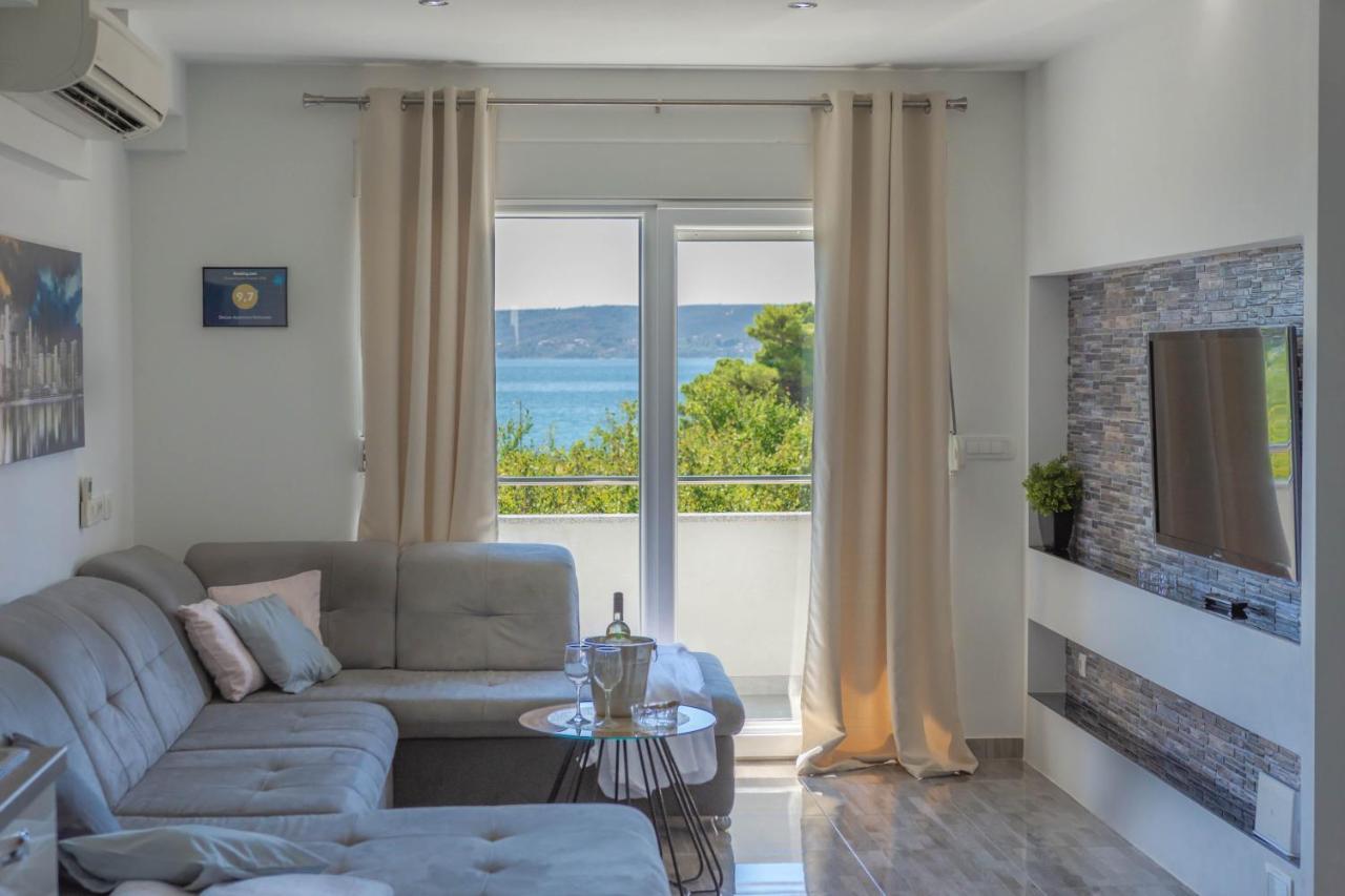 Deluxe Apartment Bellacosta Kastela Exterior photo